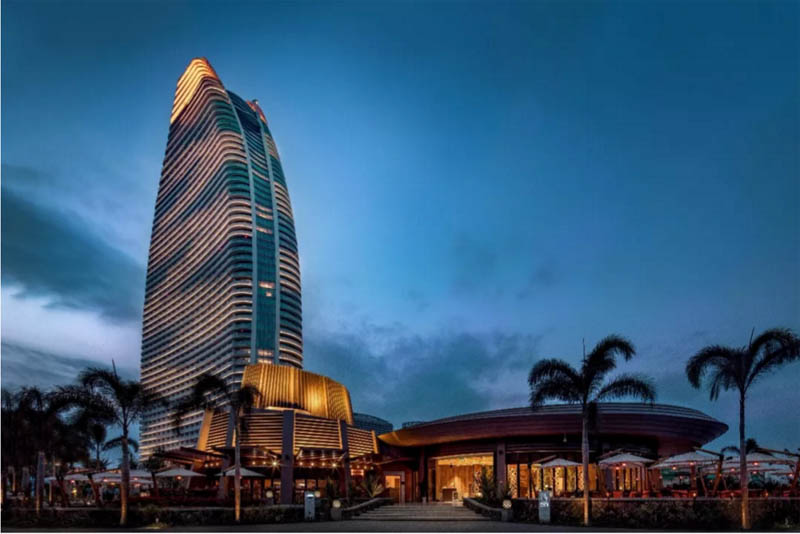 世界级奢华亚特兰蒂斯酒店，选用了碳歌新材艺术线条。